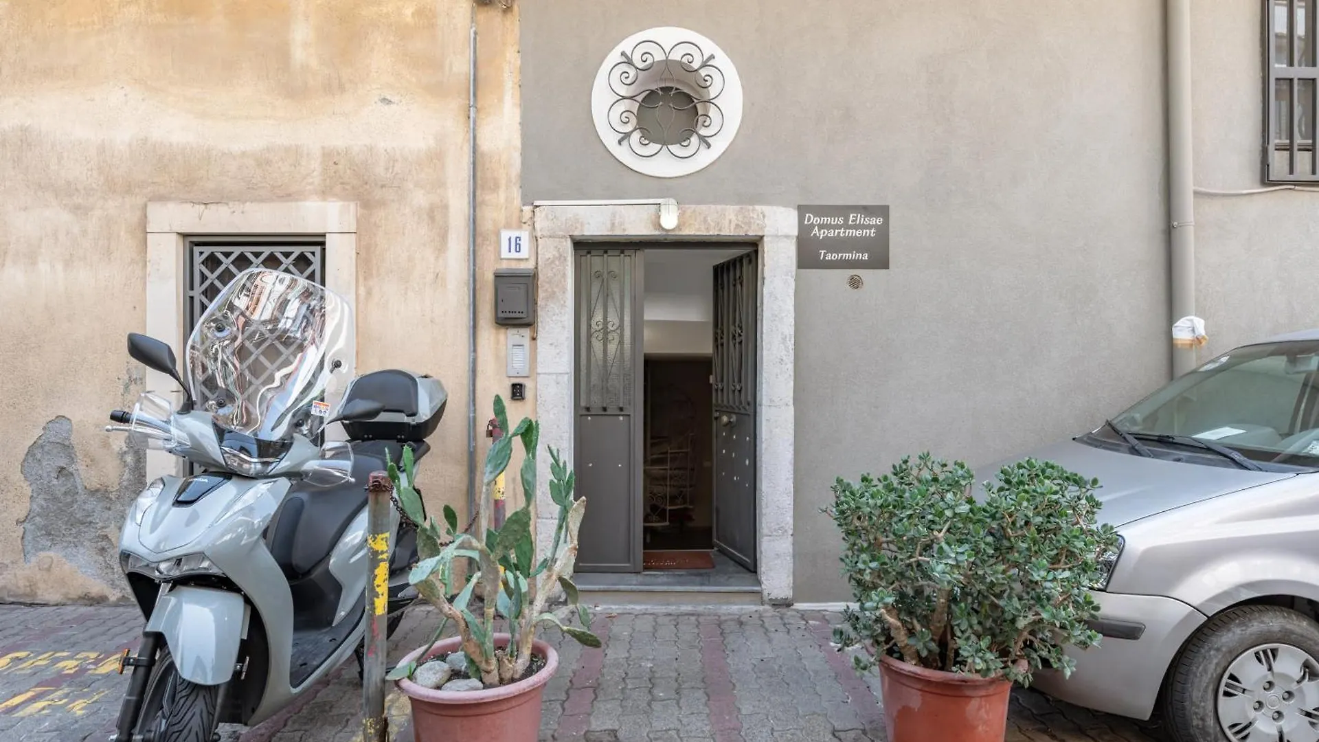 Domus Elisae Apartment - Taormina Italy