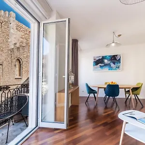 דירה Castalia & Duomo, טאורמינה